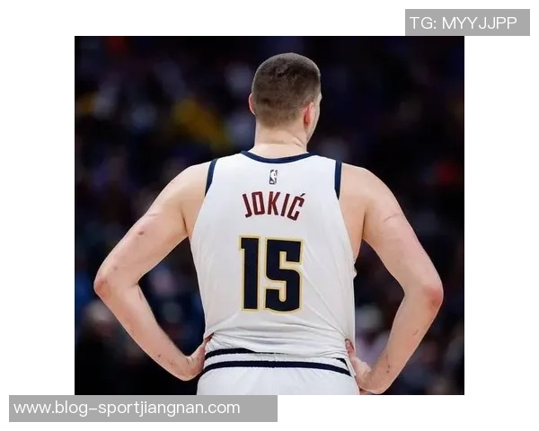 约基奇单节狂揽15分9板6助成自1996-97赛季以来首位球员 约基奇单节狂揽15分9板6助成自1996-97赛季以来首位球员